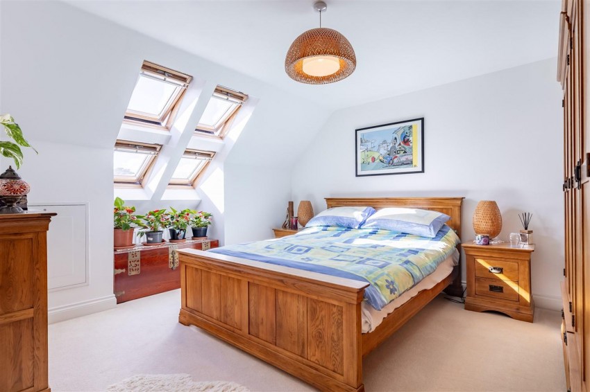 Images for Kings Wood Park, Epping