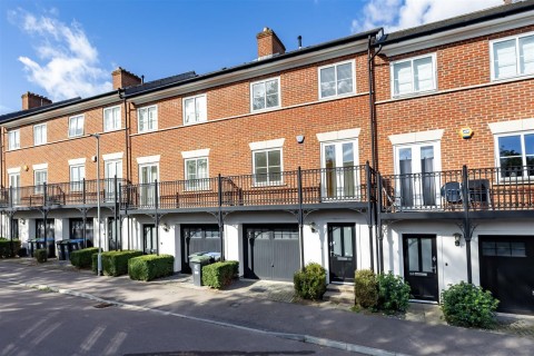 View Full Details for Mowbray Close, Epping