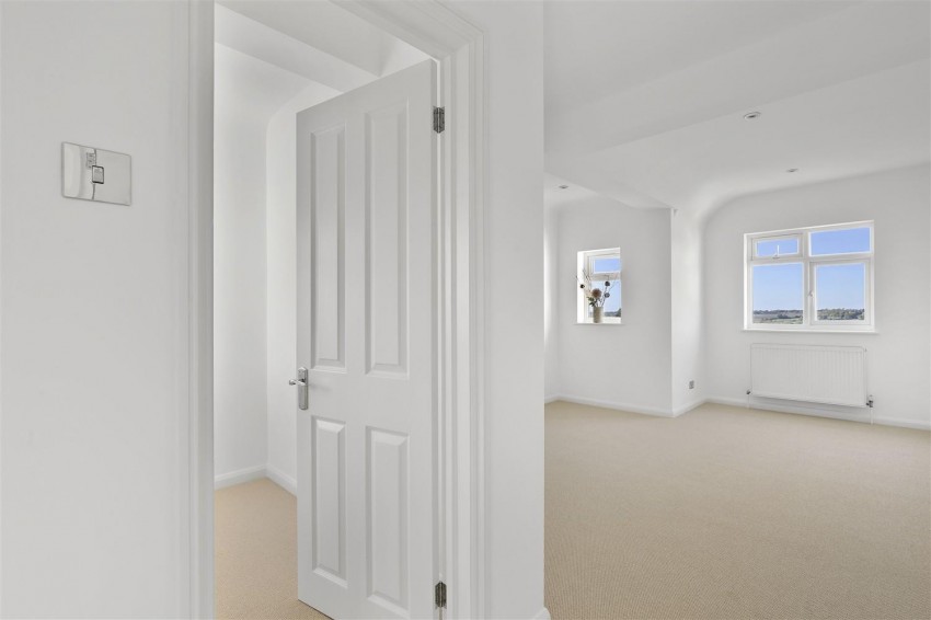 Images for James Street, Epping