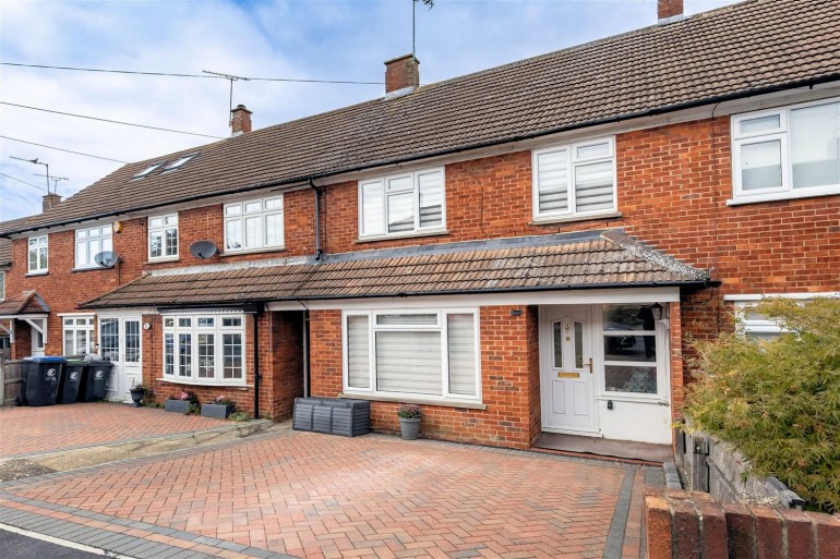 Rayfield, Epping