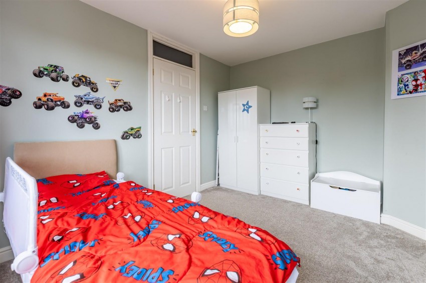 Images for Rayfield, Epping