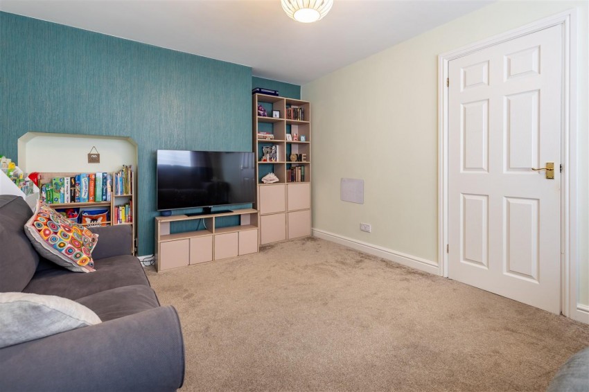 Images for Rayfield, Epping