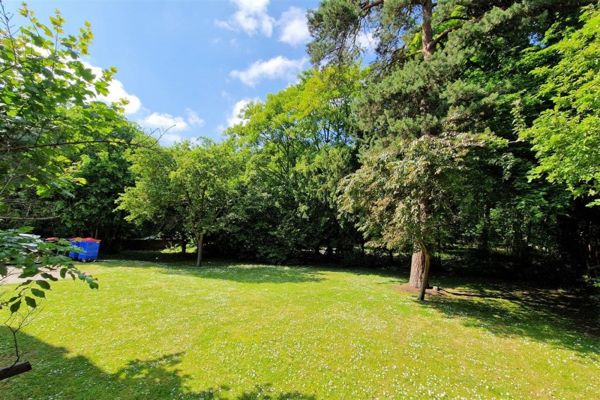 Images for The Lodge, The Plain, Epping