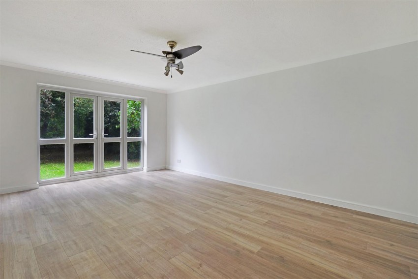 Images for The Lodge, The Plain, Epping