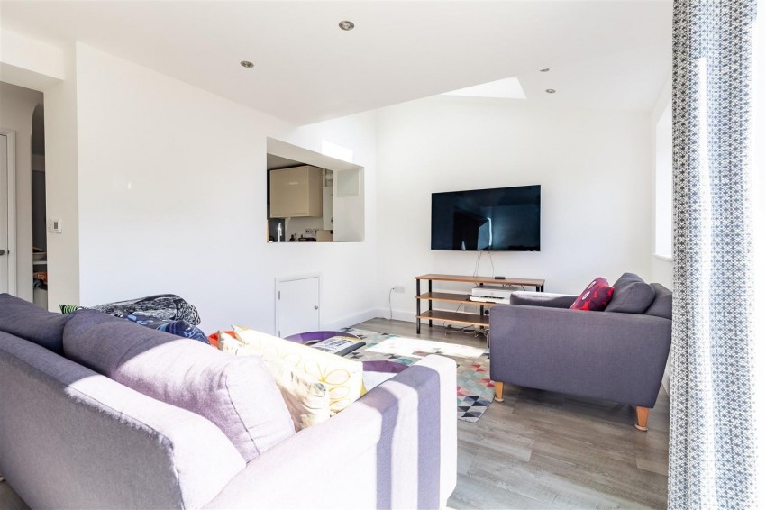 Images for Green Glade, Theydon Bois