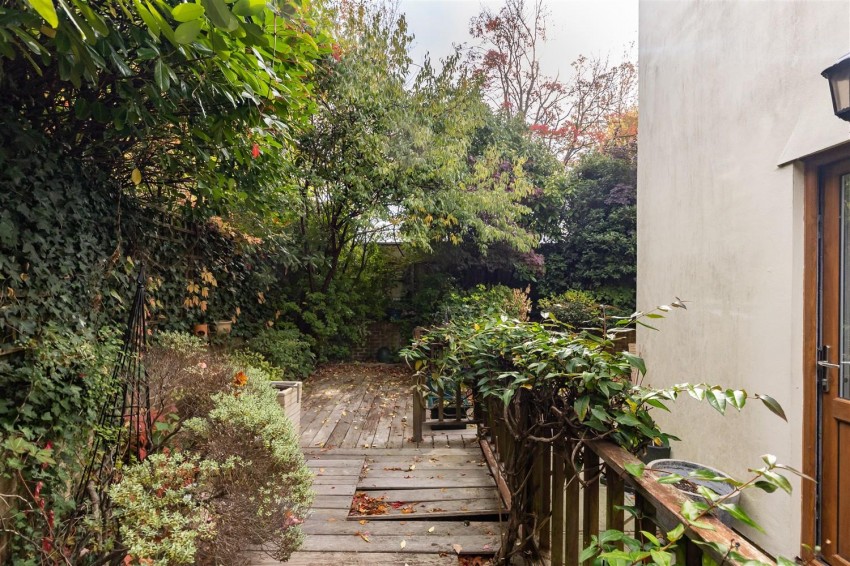 Images for Coach House Cottage, Maltings Drive, Epping