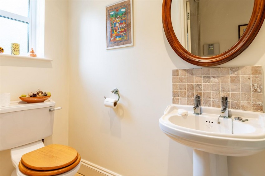 Images for Coach House Cottage, Maltings Drive, Epping