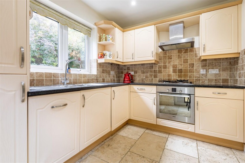 Images for Coach House Cottage, Maltings Drive, Epping