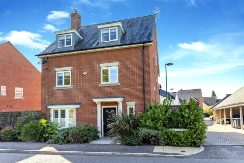 View Full Details for Boleyn Row, Epping