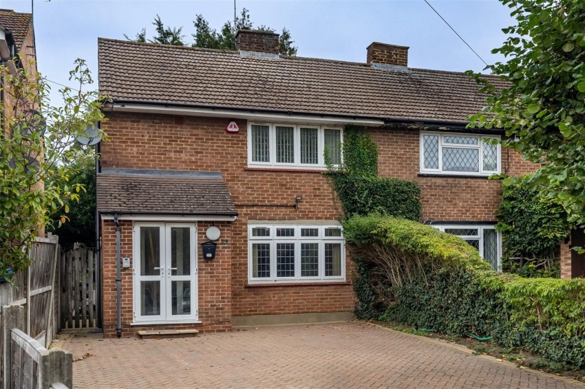 Images for Centre Drive, Epping