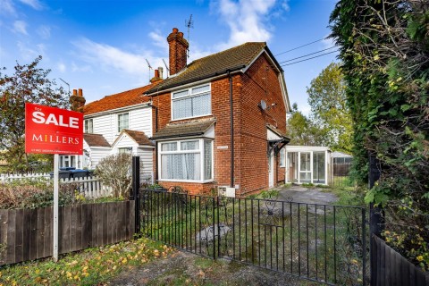 View Full Details for Kings Cottages, Epping Road, Epping Green