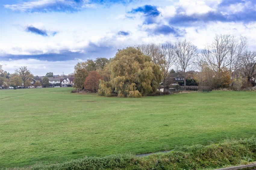 Images for The Green, Theydon Bois