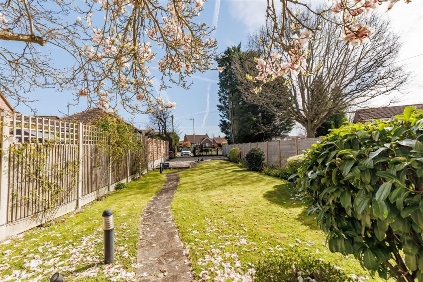 Images for High Road, North Weald