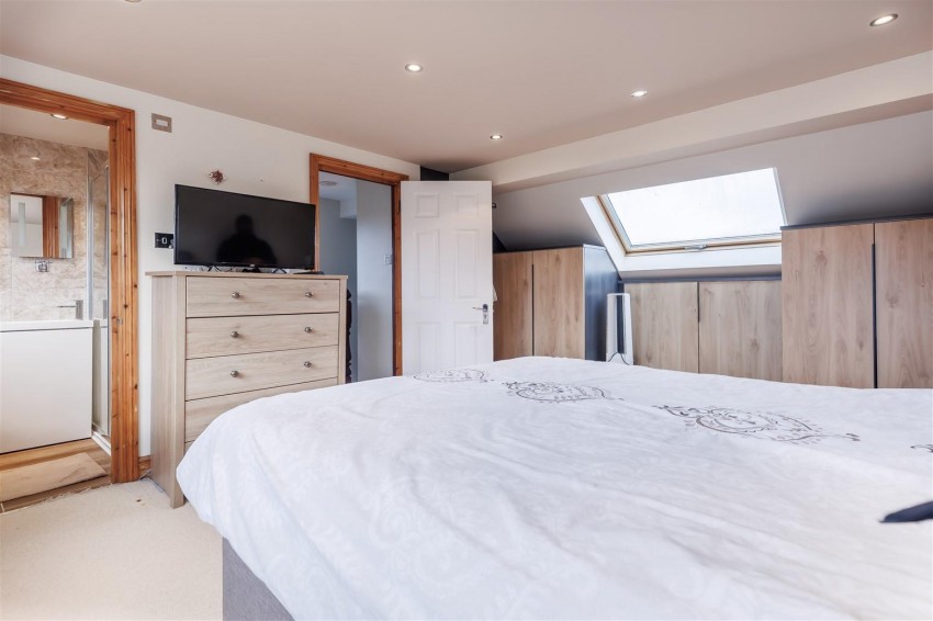 Images for Crows Road, Epping