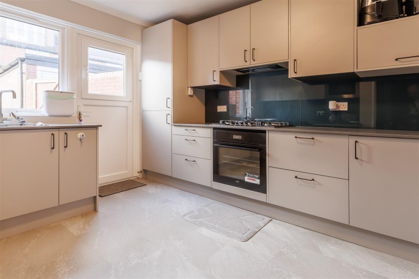 Images for Crows Road, Epping