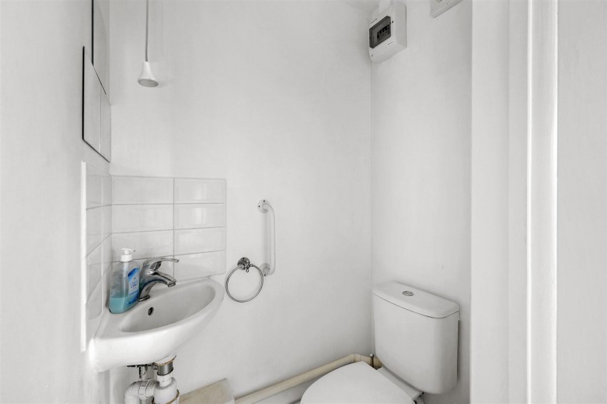 Images for Green Glade, Theydon Bois