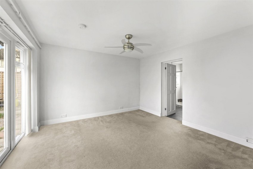 Images for Green Glade, Theydon Bois