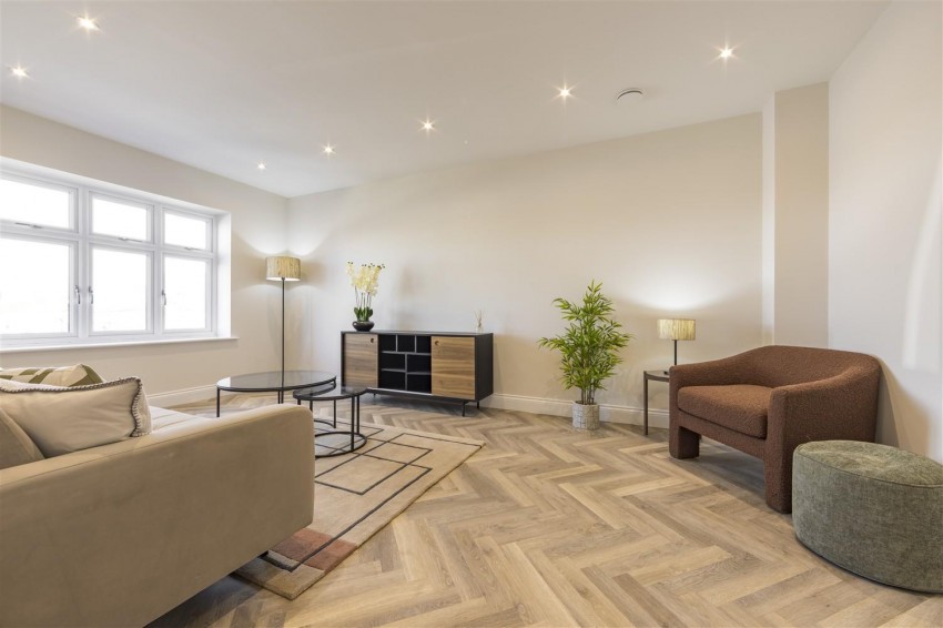 Images for Rosewood, Upland Road, Thornwood