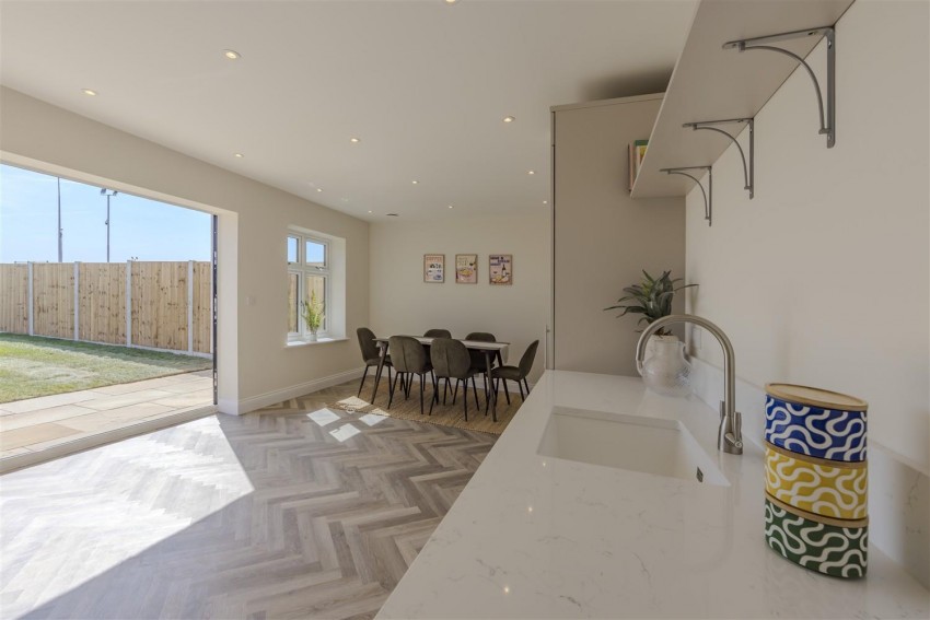 Images for Rosewood, Upland Road, Thornwood