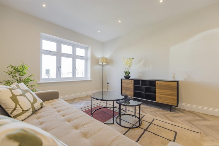 Images for Rosewood, Upland Road, Thornwood
