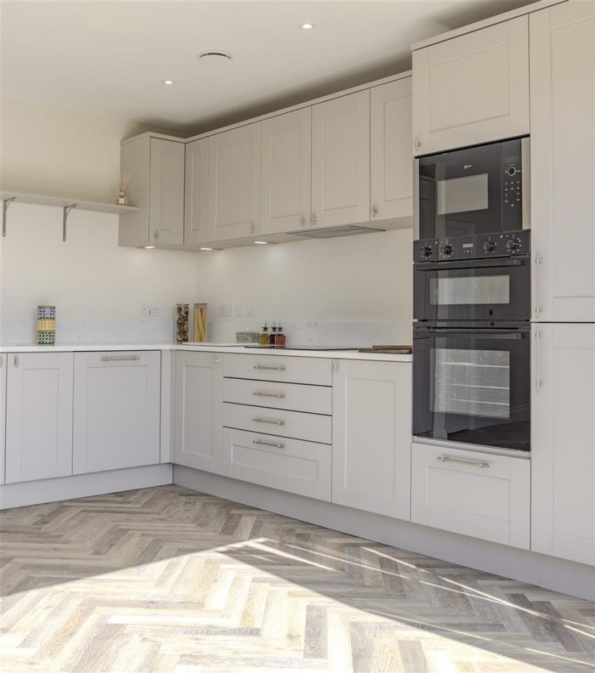 Images for Rosewood, Upland Road, Thornwood,