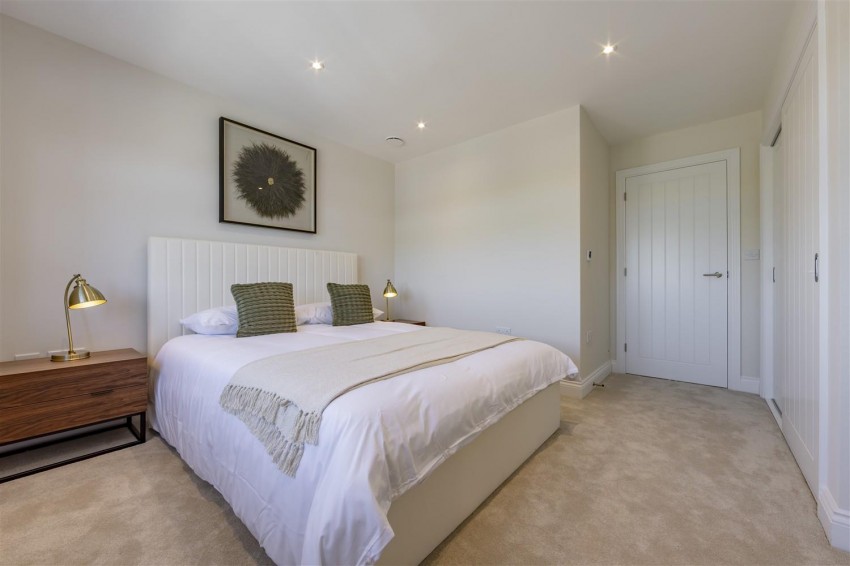 Images for Rosewood, Upland Road, Thornwood,