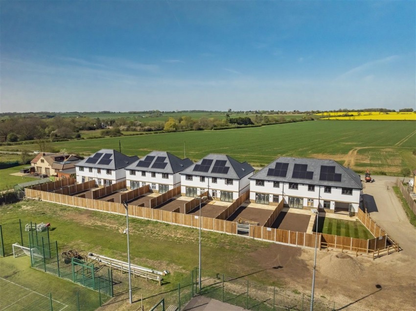 Images for Rosewood, Upland Road, Thornwood