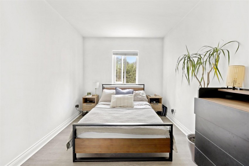 Images for Woodland Grove, Epping