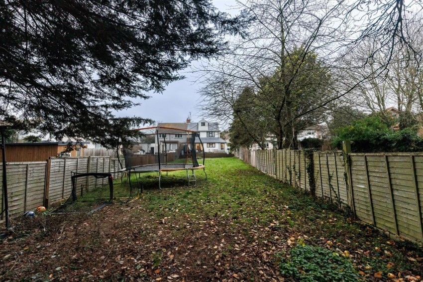 Images for Ivy Chimneys, Epping