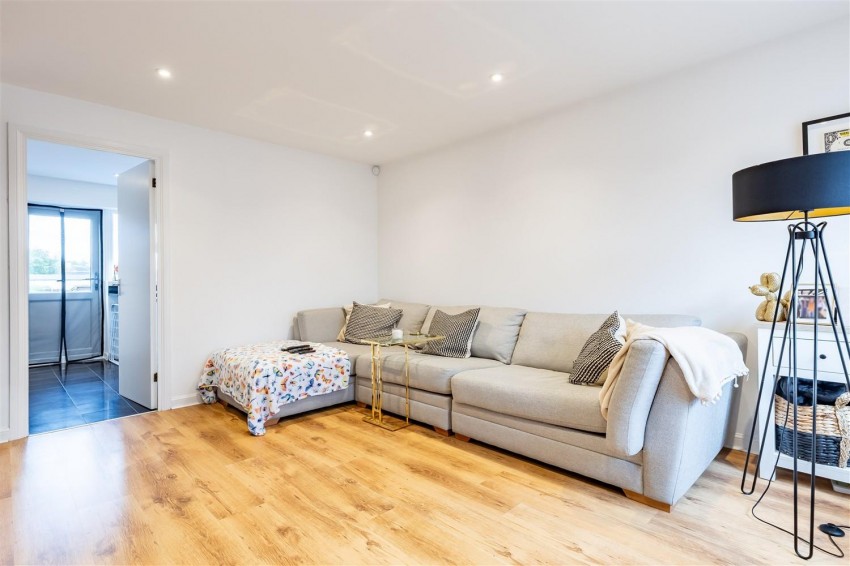 Images for Alderwood Close, Abridge.