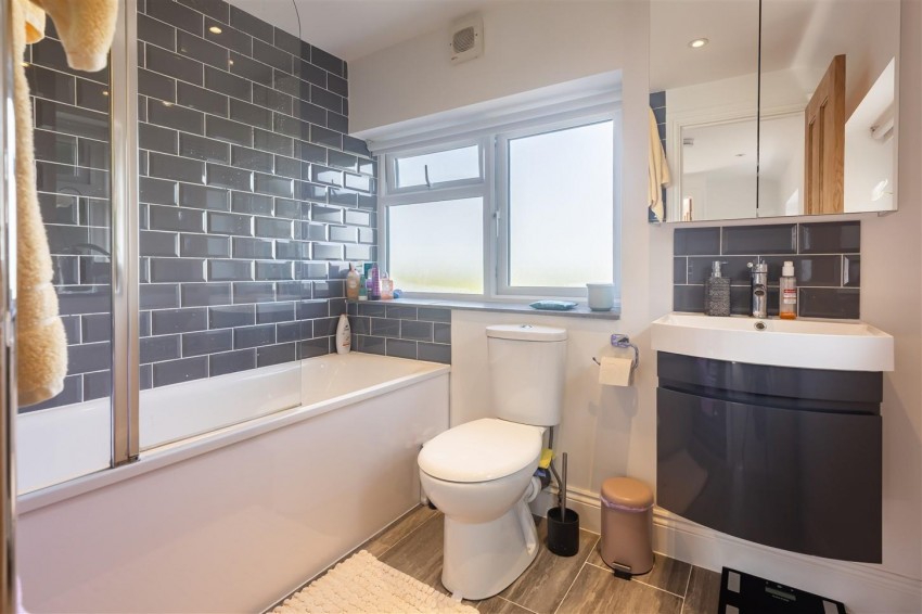 Images for Shaftesbury Road, Epping