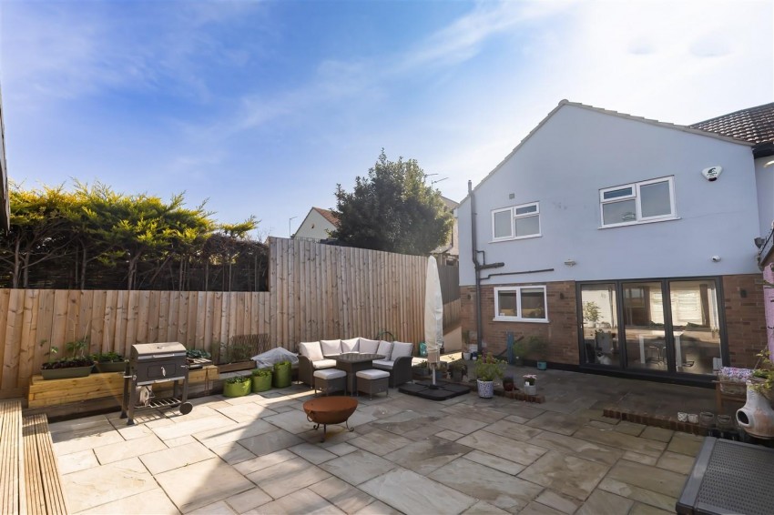 Images for Shaftesbury Road, Epping