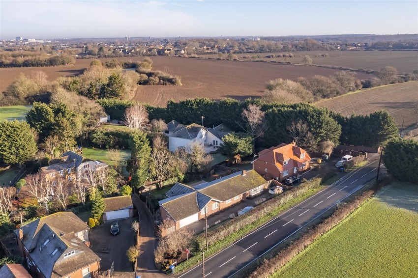 Images for Epping Road, Broadley Common
