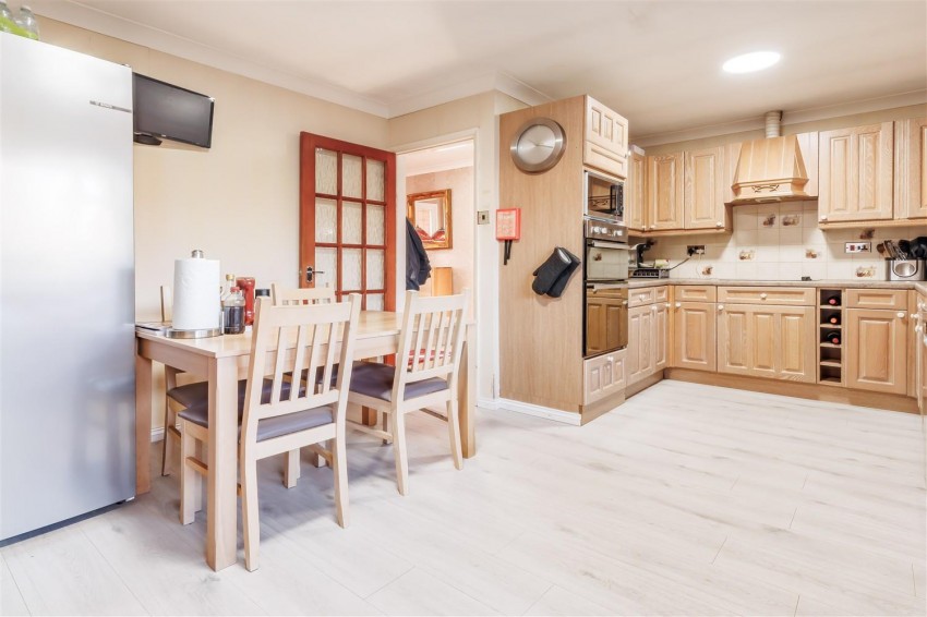 Images for Epping Road, Broadley Common