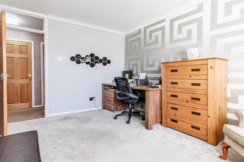 Images for Epping Road, Broadley Common