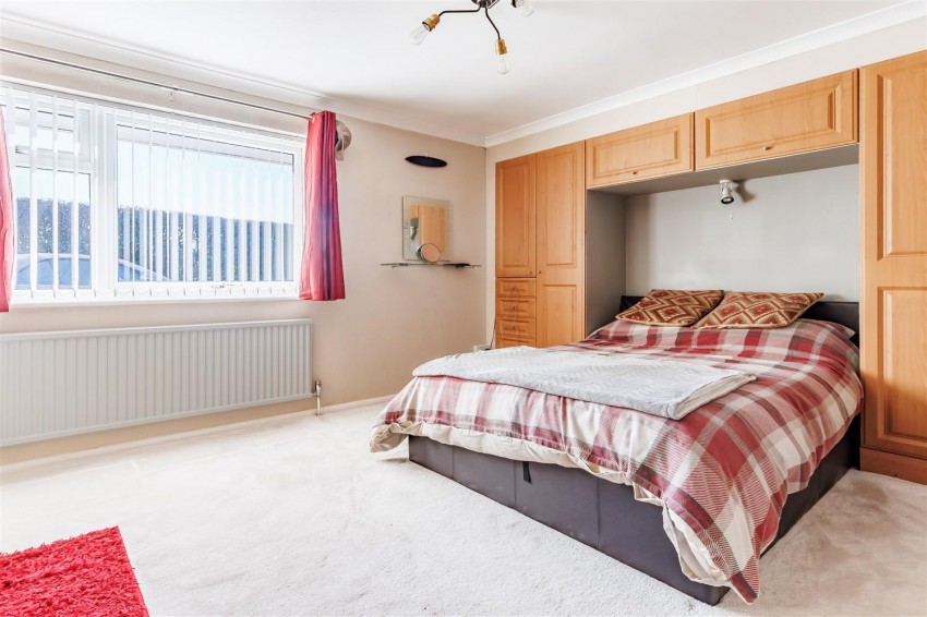 Images for Epping Road, Broadley Common