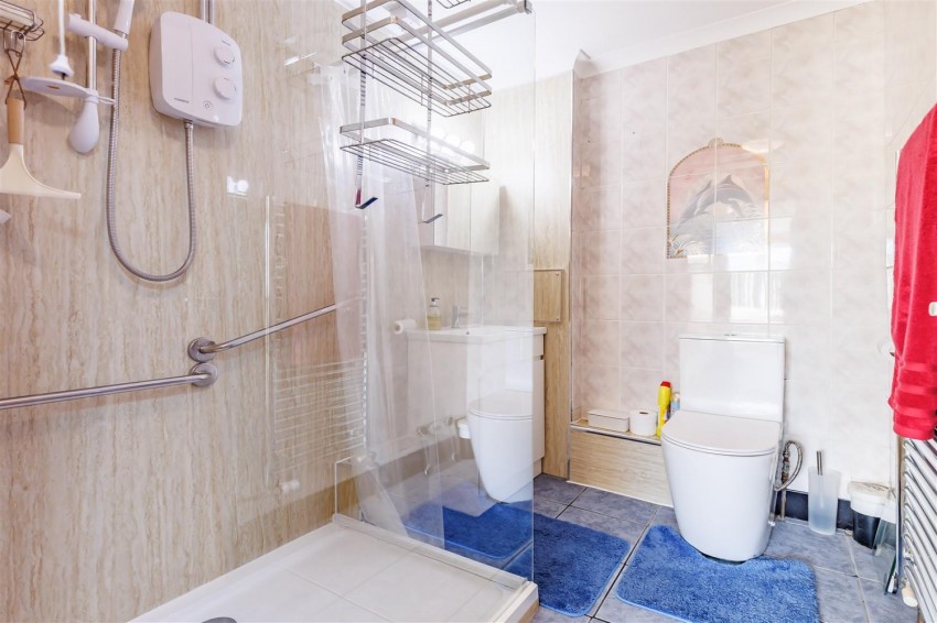 Images for Epping Road, Broadley Common