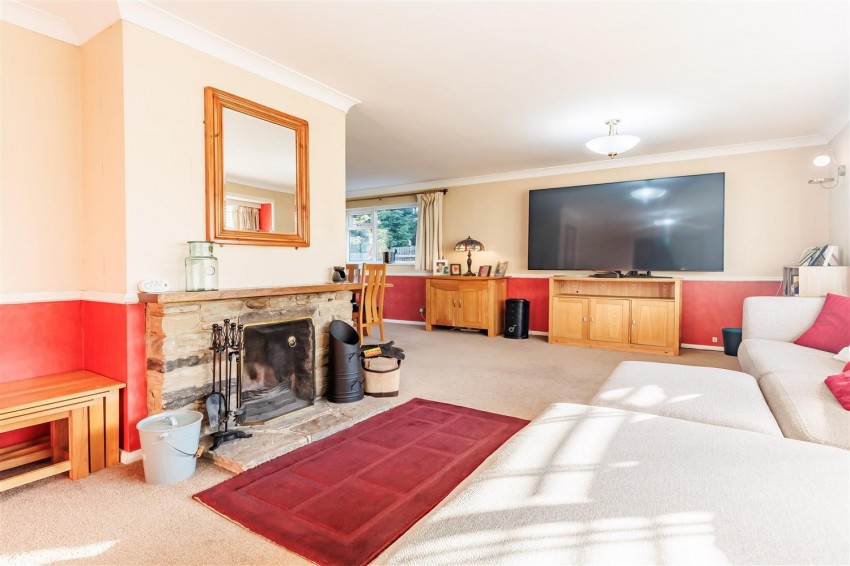 Images for Epping Road, Broadley Common