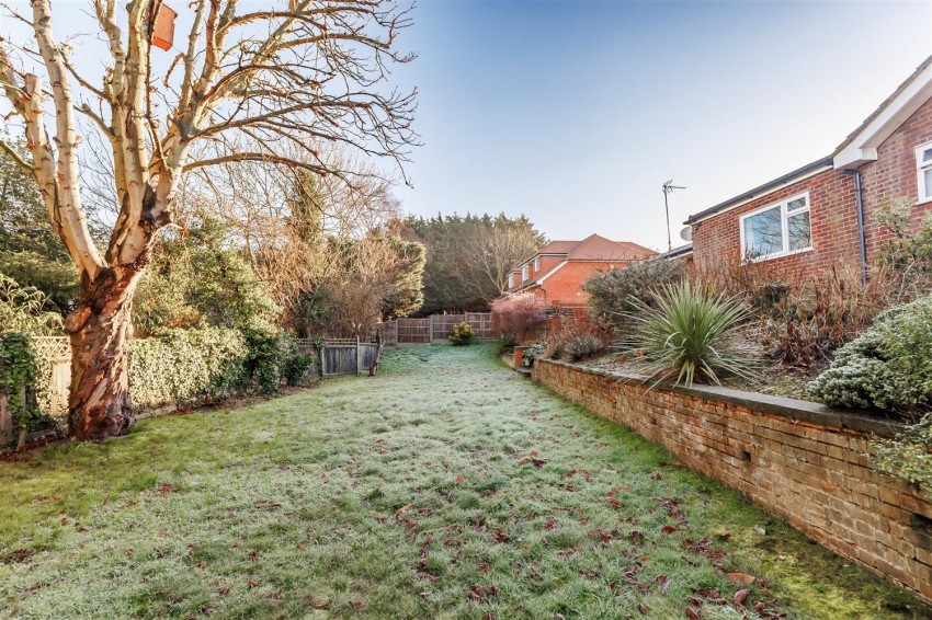 Images for Epping Road, Broadley Common