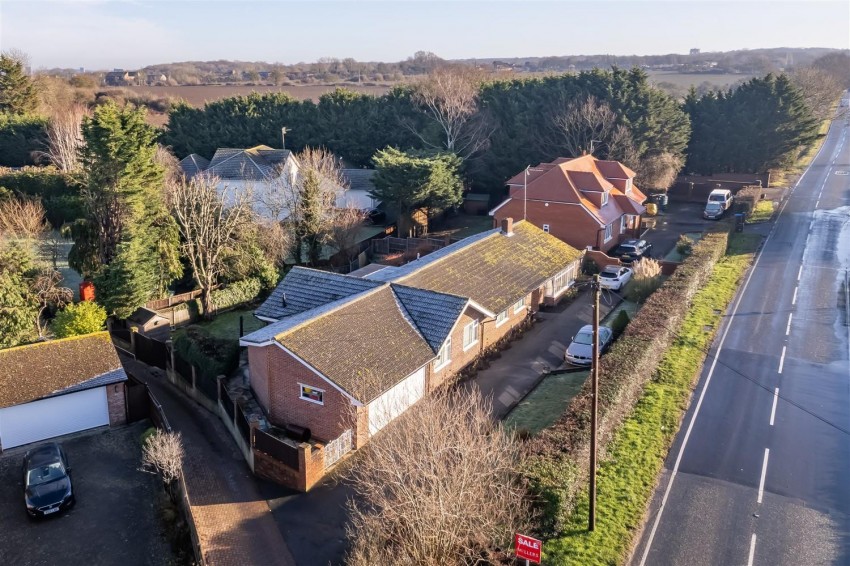 Images for Epping Road, Broadley Common