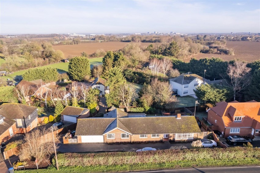 Images for Epping Road, Broadley Common