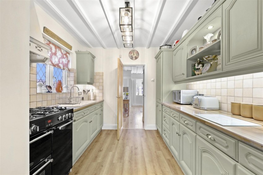 Images for Grange Crescent, Chigwell