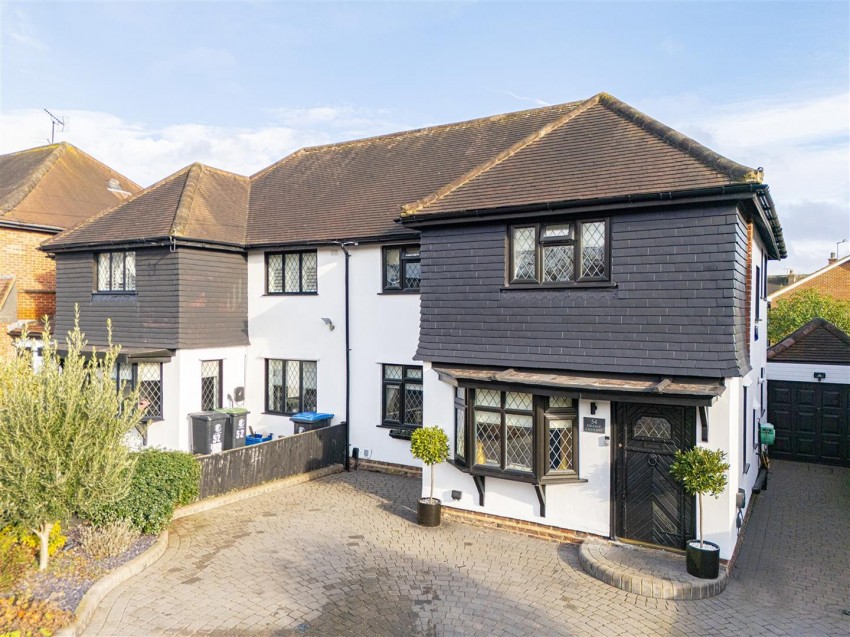 Images for Grange Crescent, Chigwell