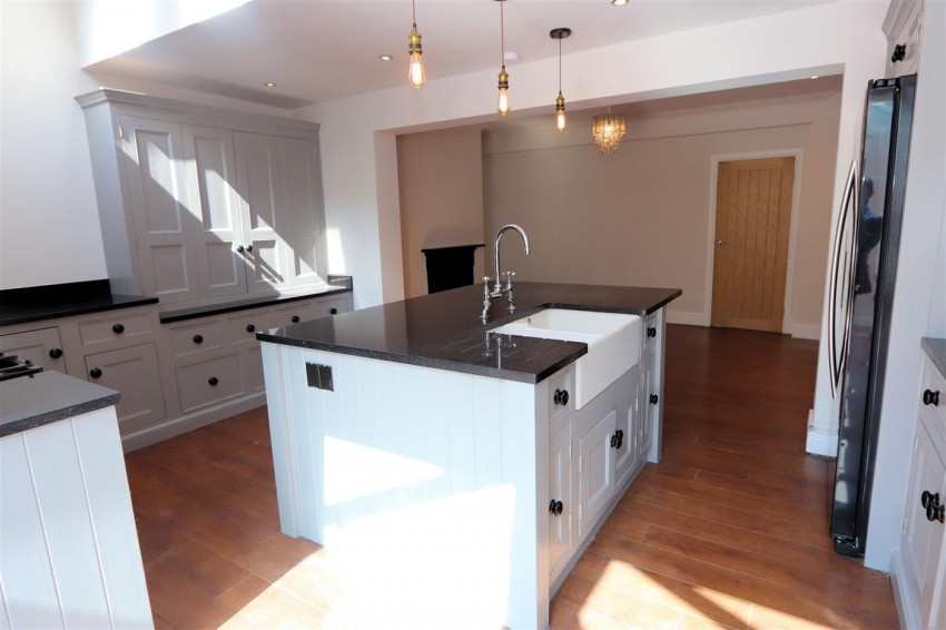 Images for Coopers Hill, Ongar