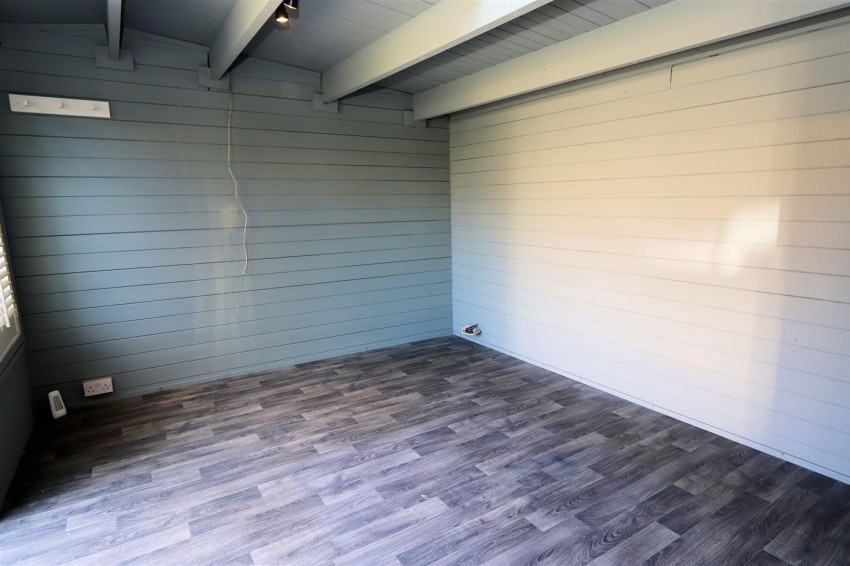 Images for Coopers Hill, Ongar