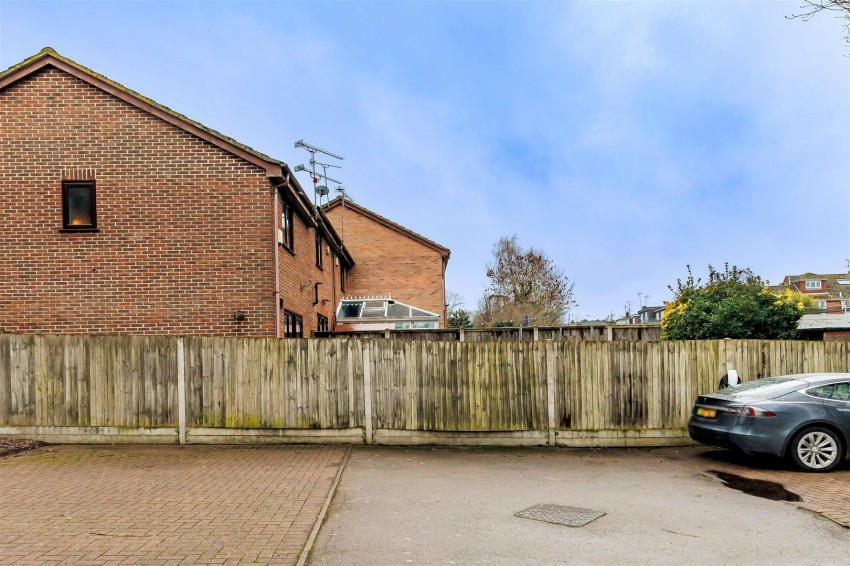 Images for Alderwood Close, Abridge