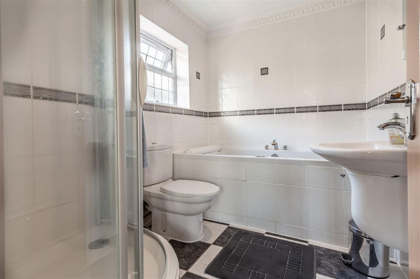 Images for High View Close, Loughton