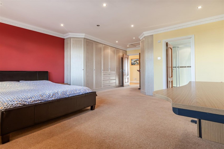 Images for High View Close, Loughton