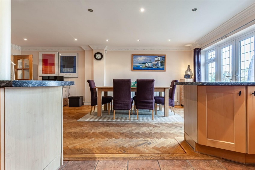 Images for High View Close, Loughton