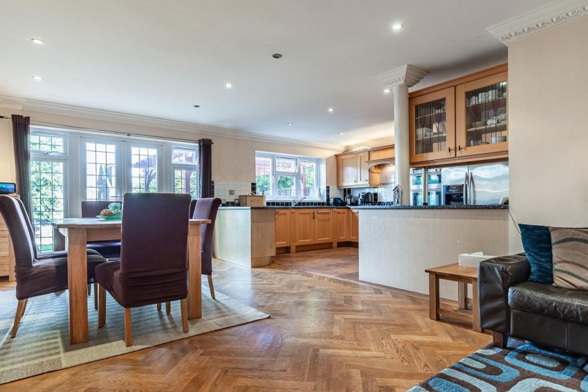 Images for High View Close, Loughton